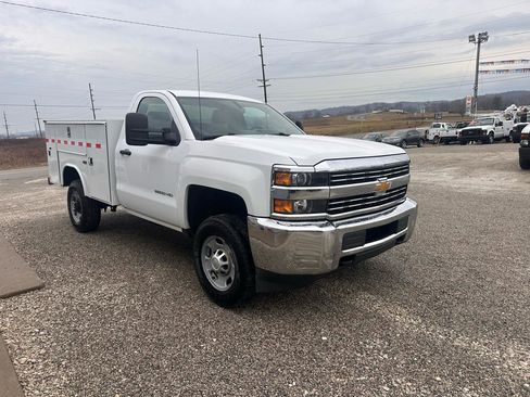 Used 2016 Chevrolet Silverado 2500 W/T w/ WT Convenience Package image 4