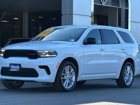 Used 2023 Dodge Durango GT image 9