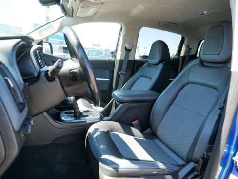 Used 2018 Chevrolet Colorado Z71 AWD/4WD image 33