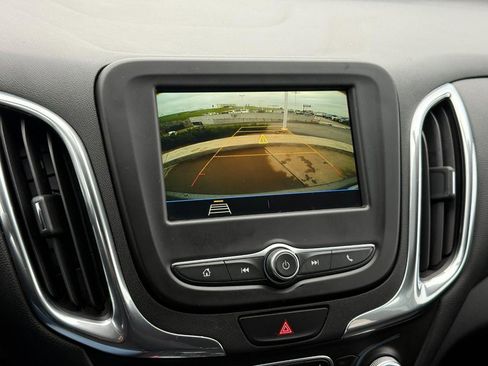 Used 2019 Chevrolet Equinox LT FWD image 24