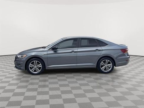 Used 2019 Volkswagen Jetta R-Line image 2