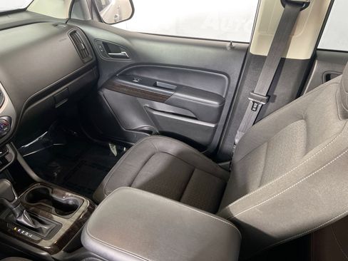 Used 2020 GMC Canyon SLE w/ Elevation Edition image 21