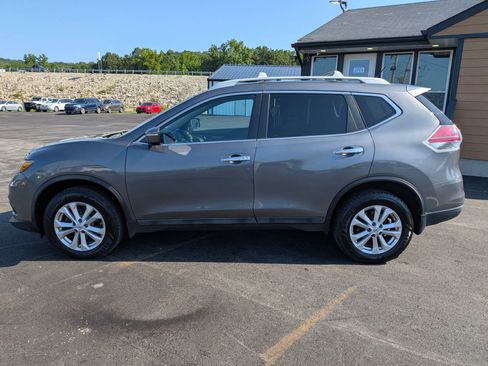 Used 2014 Nissan Rogue SV AWD/4WD image 3