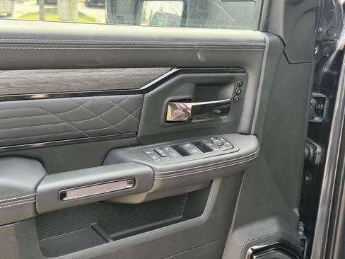 New 2026 RAM 2500 Limited AWD/4WD image 32