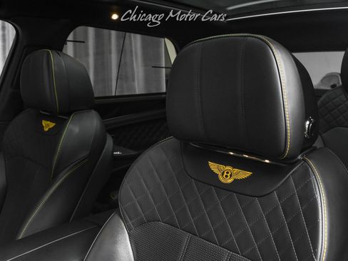 Used 2017 Bentley Bentayga image 21