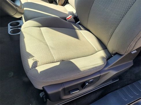 Used 2015 Ford F150 XLT w/ Equipment Group 302A Luxury image 9