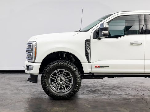 Used 2024 Ford F350 Limited w/ FX4 Off-Road Package AWD/4WD image 10