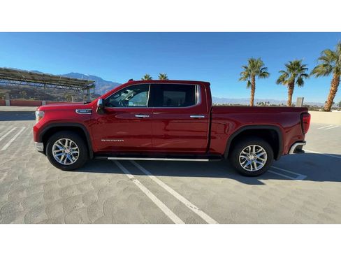 Used 2021 GMC Sierra 1500 SLT w/ SLT Premium Package image 5