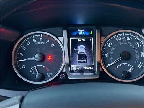 Used 2022 Toyota Tacoma SR5 image 9