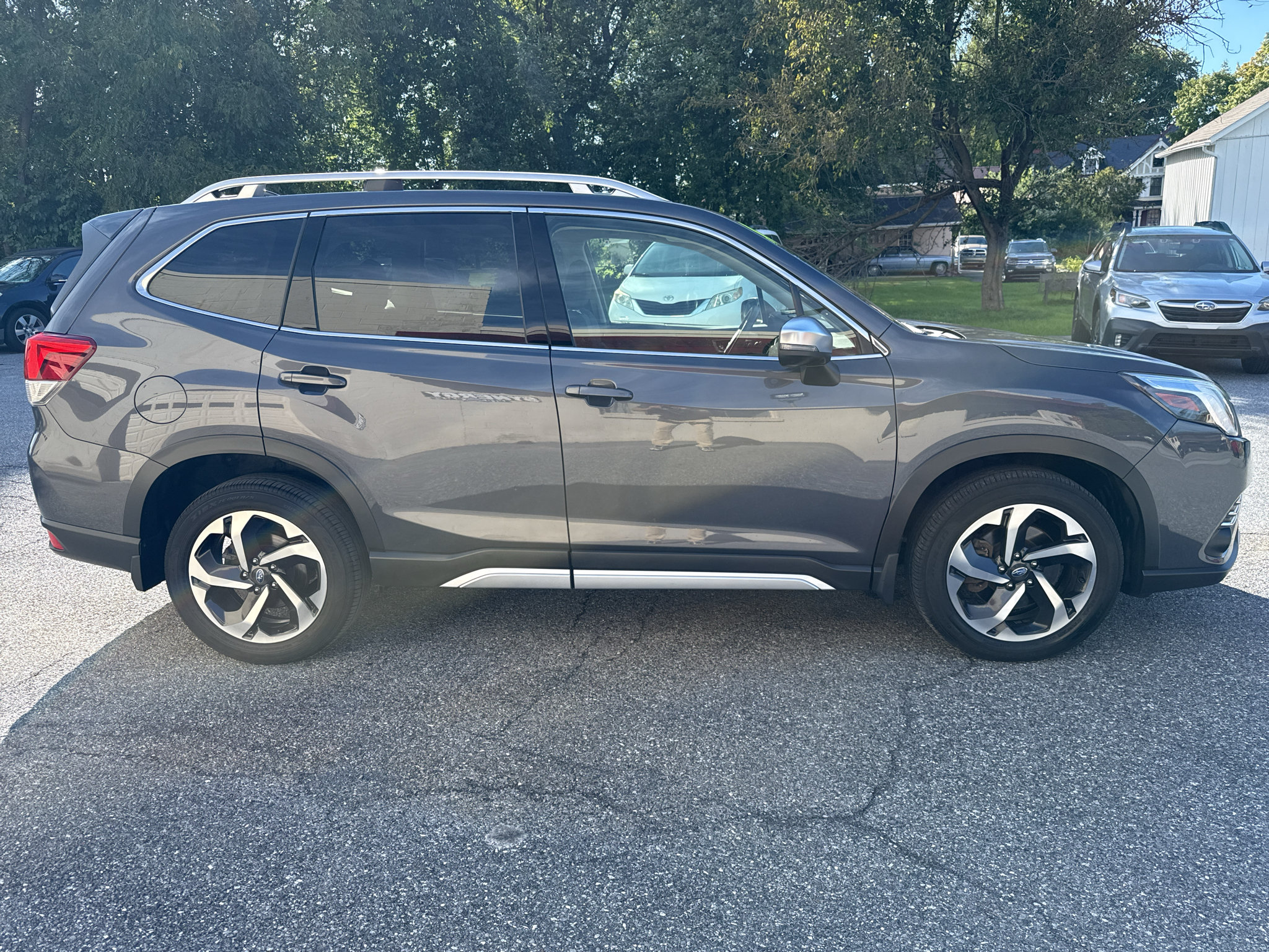 Used 2024 Subaru Forester Touring AWD/4WD image 6