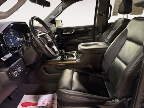 Used 2022 GMC Sierra 1500 Elevation w/ Elevation Premium Package AWD/4WD image 15