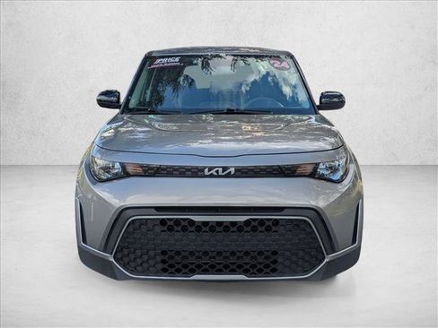 Used 2024 Kia Soul LX w/ Option Group 015 FWD image 2