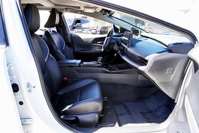 Used 2023 Toyota Prius Limited FWD image 18