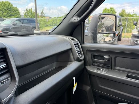New 2026 RAM 3500 Tradesman AWD/4WD image 22
