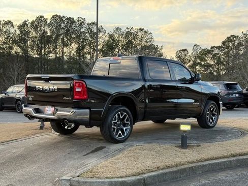 New 2026 RAM 1500 Laramie AWD/4WD image 7