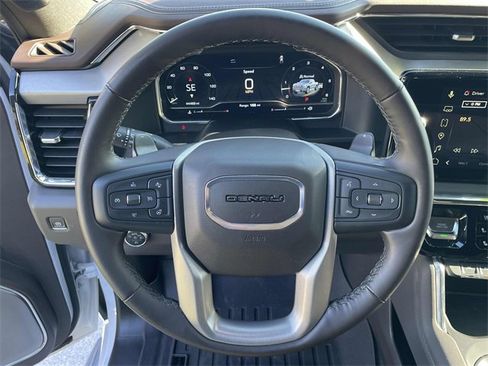 Used 2024 GMC Sierra 1500 Denali w/ Technology Package image 8