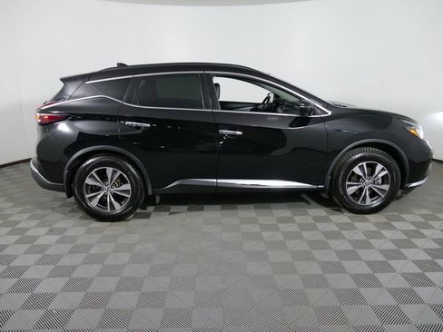 Used 2020 Nissan Murano SV w/ Premium Package AWD/4WD image 2