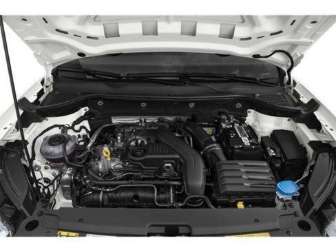 Used 2022 Volkswagen Taos SE w/ Panoramic Sunroof Package image 15