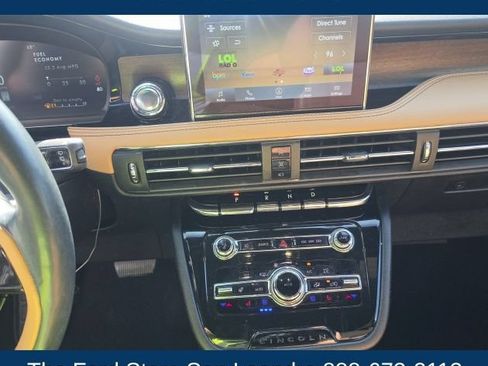 Used 2022 Lincoln Corsair Reserve w/ Elements Package AWD/4WD image 18