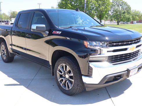Used 2022 Chevrolet Silverado 1500 LT w/ All Star Edition Plus AWD/4WD image 4