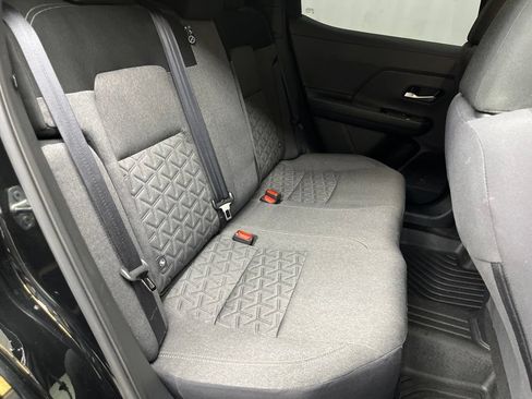 Used 2025 Nissan Kicks SV FWD image 21