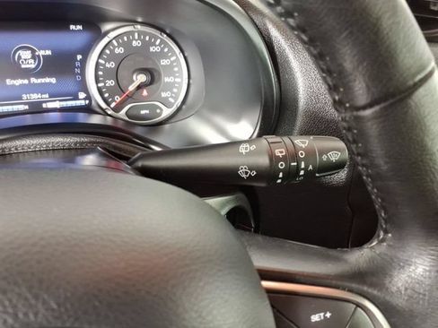 Used 2021 Jeep Renegade Limited AWD/4WD image 19