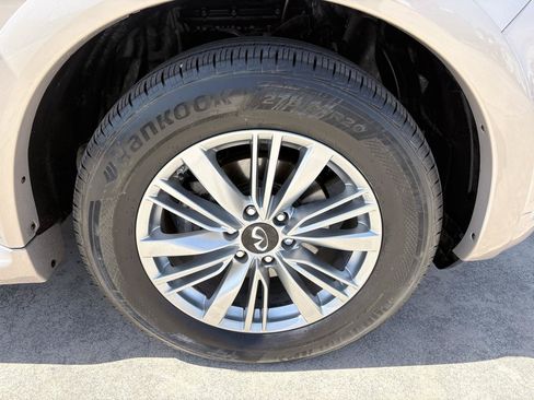 Used 2019 INFINITI QX80 Luxe RWD image 4