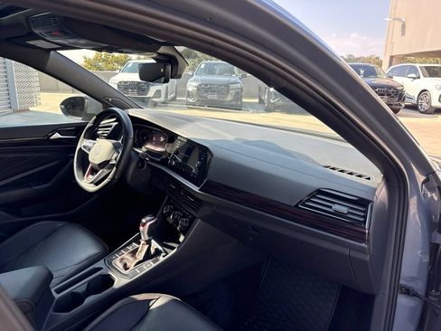 Used 2024 Volkswagen Jetta GLI Autobahn FWD image 15