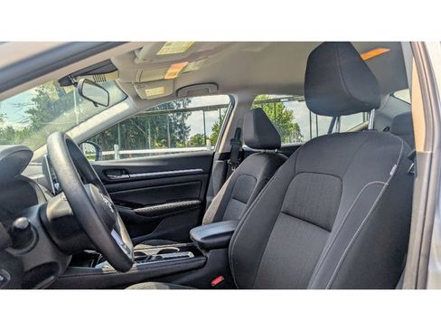 Used 2023 Nissan Altima 2.5 SV image 15