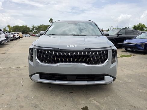 New 2026 Kia Carnival EX FWD image 3
