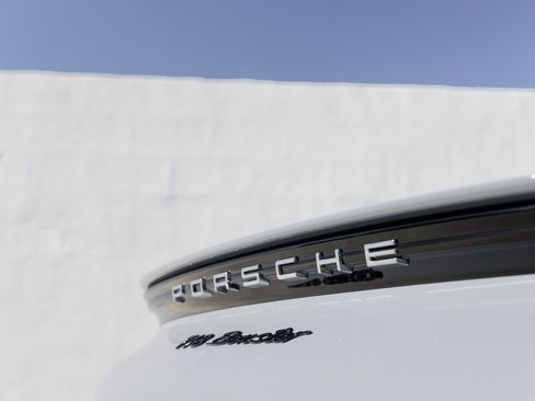 Used 2025 Porsche 718 Boxster image 12