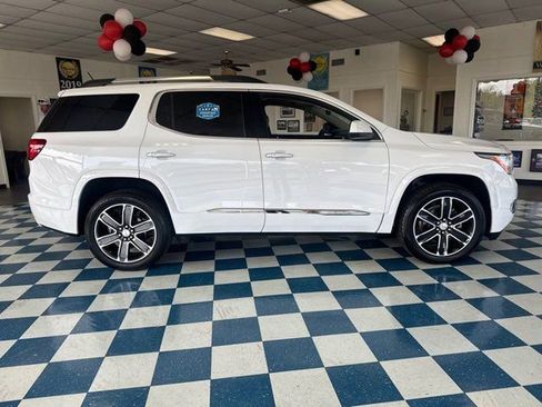 Used 2019 GMC Acadia Denali w/ Technology Package image 8