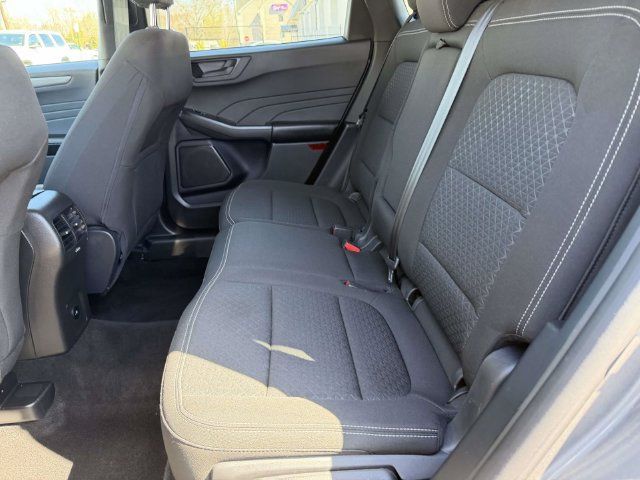 Used 2024 Ford Escape Active AWD/4WD image 14