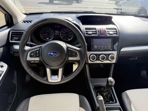 Used 2017 Subaru Crosstrek 2.0i Premium AWD/4WD image 17