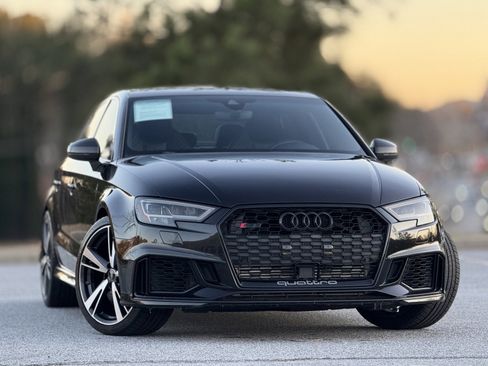 Used 2019 Audi RS 3 w/ Technology Package image 3