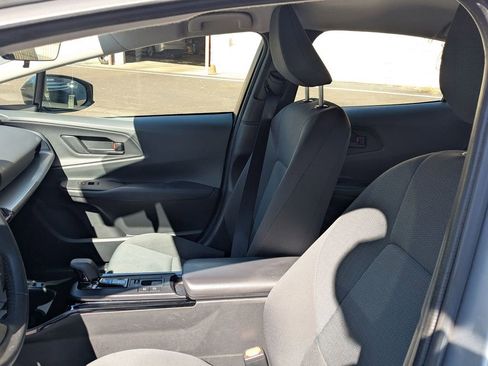 Used 2024 Toyota Prius LE image 22