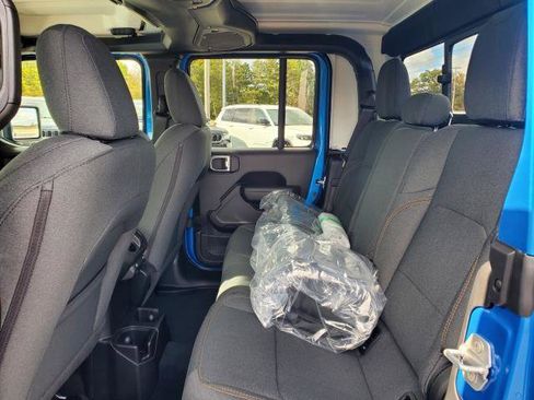 New 2026 Jeep Gladiator Sport image 20