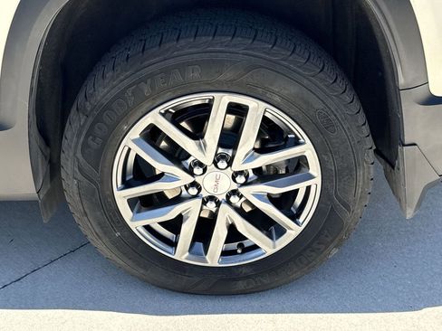Used 2017 GMC Acadia SLT FWD image 31