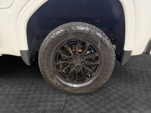 Used 2022 GMC Sierra 1500 AT4X AWD/4WD image 15