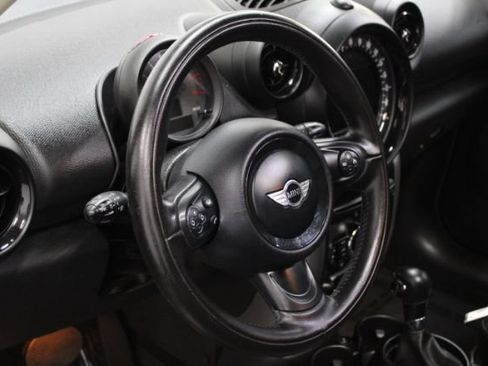 Used 2016 MINI Cooper Countryman FWD image 10