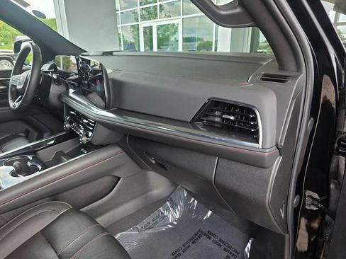 Used 2025 Chevrolet Tahoe RST w/ Comfort Package AWD/4WD image 11