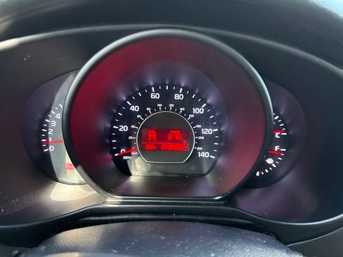 Used 2018 Kia Soul + FWD image 7