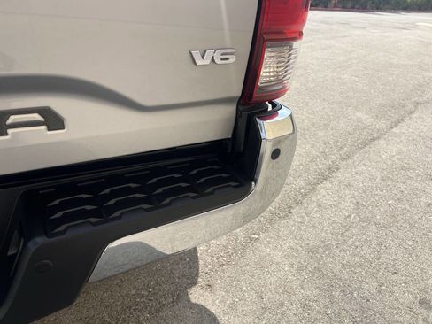 Used 2021 Toyota Tacoma SR5 image 17