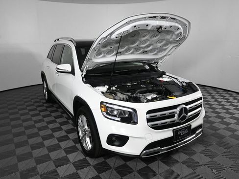 Certified 2022 Mercedes-Benz GLB 250 4MATIC image 34