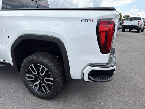 Used 2026 GMC Sierra 1500 AT4 w/ Technology Package AWD/4WD image 9