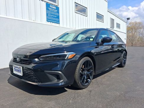 Used 2024 Honda Civic Sport image 1