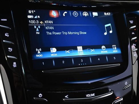 Used 2017 Cadillac Escalade ESV Platinum AWD/4WD image 31