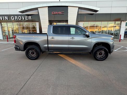 Used 2020 Chevrolet Silverado 1500 High Country image 32