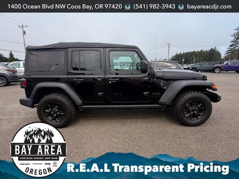 Used 2022 Jeep Wrangler Unlimited Sport AWD/4WD image 7