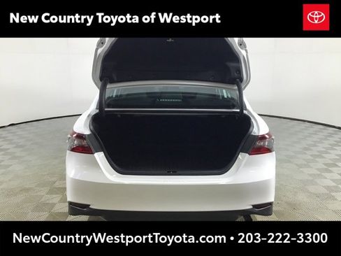 Used 2024 Toyota Camry LE image 21
